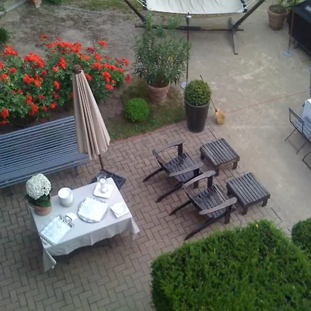 Peonia At - Maison D'hotes D'exception 4*