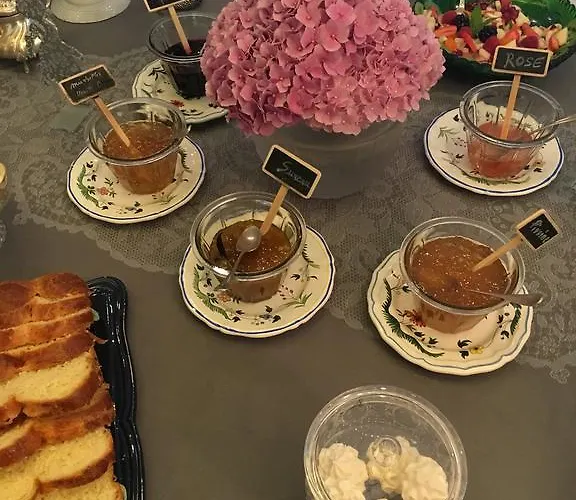 ベッド・アンド・ブレックファスト Peonia At - Maison D'hotes D'exception 4*